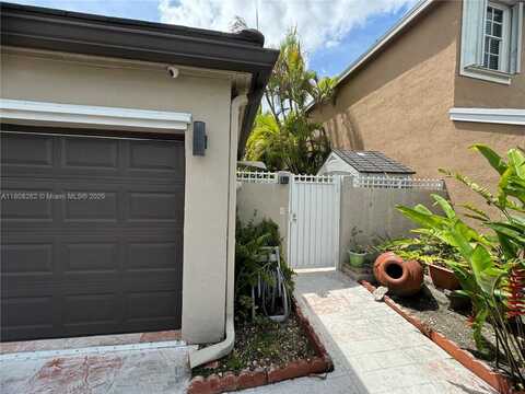 9912 SW 154th Ct, Miami, FL 33196
