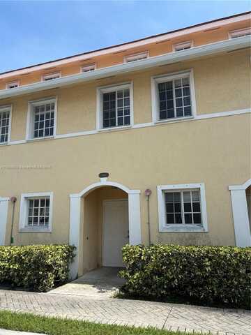 2050 NE 167th St, North Miami Beach, FL 33162