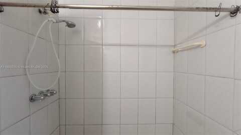undefined, North Miami, FL 33168