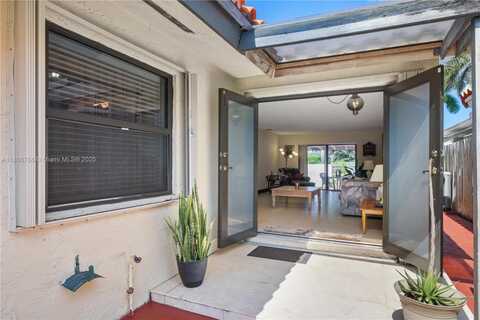 1114 SW 136th Pl, Miami, FL 33184