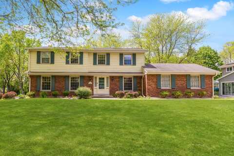 2845 Cambridge Cir, Brookfield, WI 53045