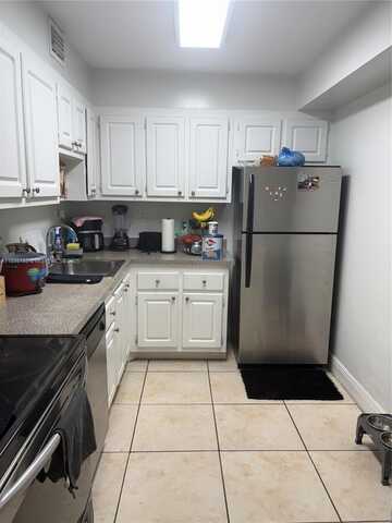undefined, North Miami, FL 33181
