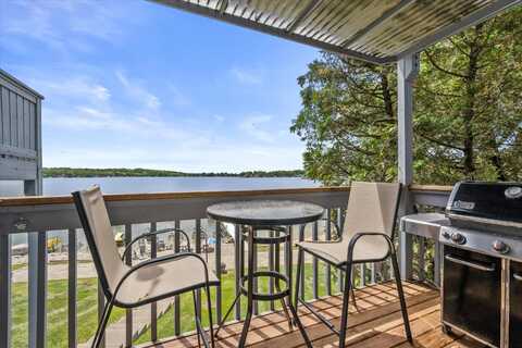 131 Lance Dr, Twin Lakes, WI 53181