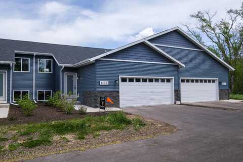 1028 N Watertown Ave, Jefferson, WI 53549