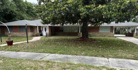 140 Balmoral Avenue, Biloxi, MS 39531