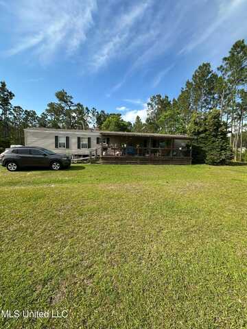 11104 Fox Ridge Drive, Vancleave, MS 39565