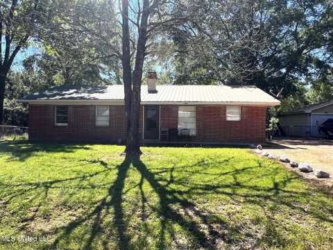 206 Shields Avenue, Pelahatchie, MS 39145