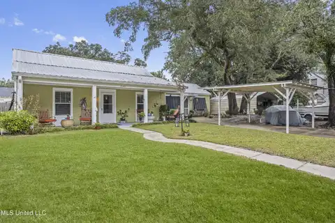 1140 22nd Street, Gulfport, MS 39501