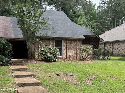 111 B N Bent Creek Circle, Brandon, MS 39047