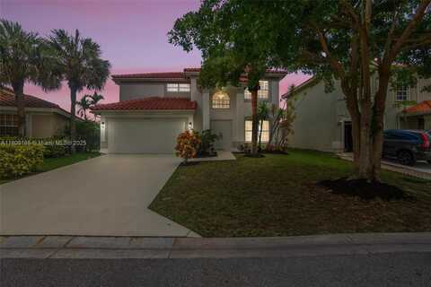 10728 Oak Lake Way, Boca Raton, FL 33498