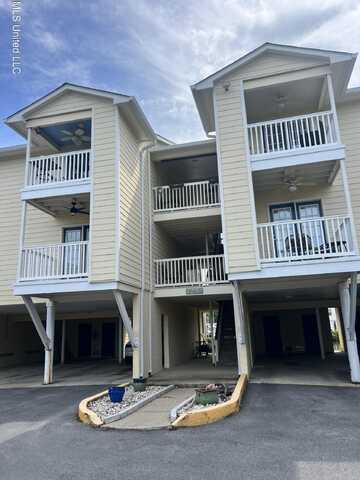 2421 Beachview Drive, Ocean Springs, MS 39564