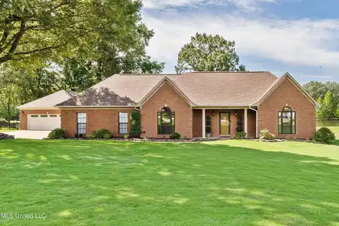 2075 Wood Hill Drive, Horn Lake, MS 38637