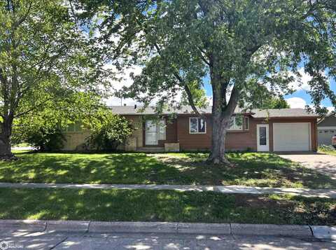 1752 Salinger Avenue, Carroll, IA 51401