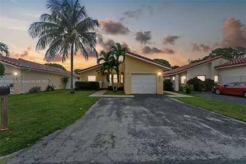 10813 SW 158th Ln, Miami, FL 33157