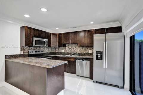 7947 Tam Oshanter Blvd, North Lauderdale, FL 33068