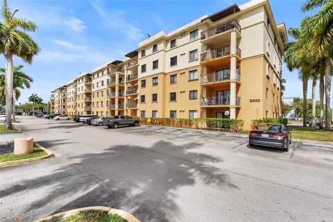 9340 Fontainebleau Blvd, Miami, FL 33172