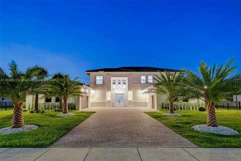 11035 N Sierra Ranch Dr, Davie, FL 33324