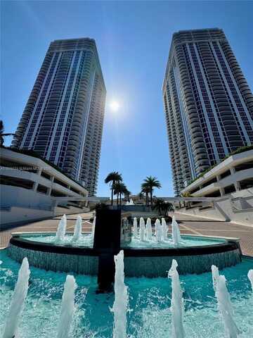 4779 Collins Ave, Miami Beach, FL 33140