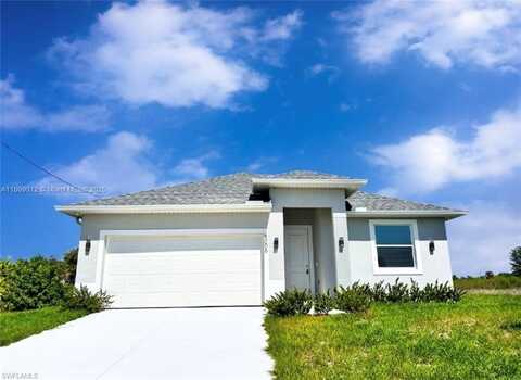 9006 S CASTLE CIR, Labelle, FL 33935