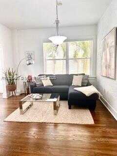 900 16th St, Miami Beach, FL 33139