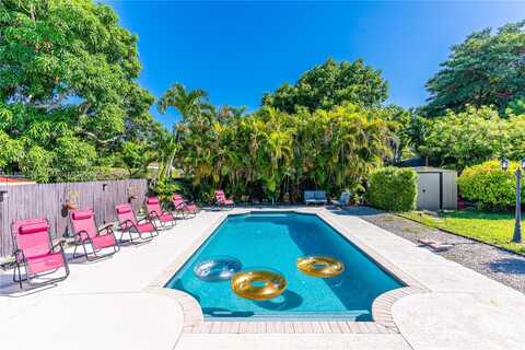 2960 SW 17th St, Miami, FL 33145