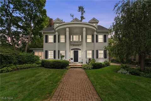 2475 Wellington Road, Cleveland Heights, OH 44118