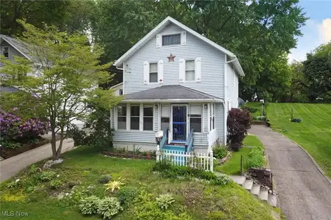 645 N Way Street, Barberton, OH 44203