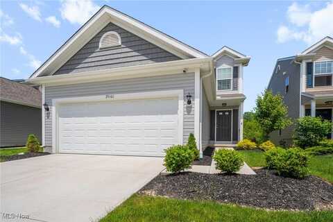 29101 Pembrooke Boulevard, Olmsted Falls, OH 44138
