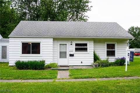 2007 W 59th Street, Ashtabula, OH 44004
