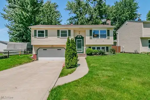 36919 Clearway Drive, Eastlake, OH 44095