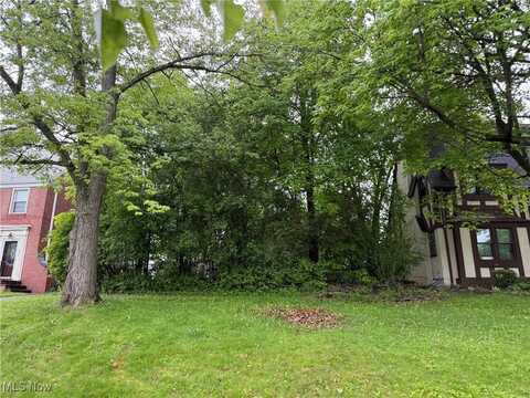 3874 Washington Boulevard, University Heights, OH 44118