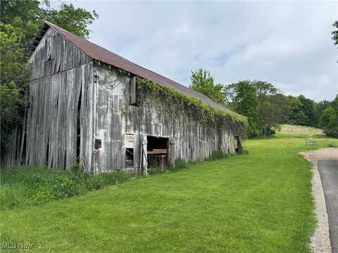 E Jackson Street, Millersburg, OH 44654