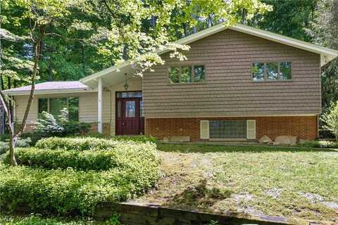 4512 Conestoga Trail, Copley, OH 44321