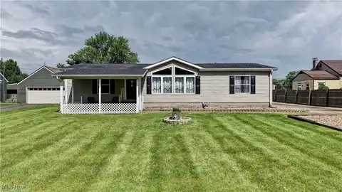 315 East Avenue NE, Tuscarawas, OH 44682