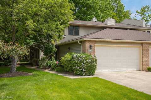15430 Roxboro Drive, Middleburg Heights, OH 44130
