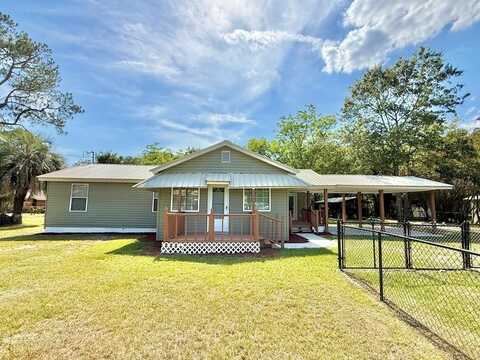 1011 7th St NW, Moultrie, GA 31768