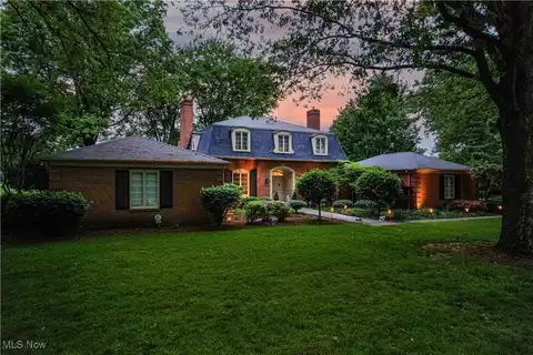 367 Country Club Drive NE, Warren, OH 44484