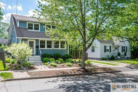 12 S 8th Avenue, Highland Park, NJ 08904