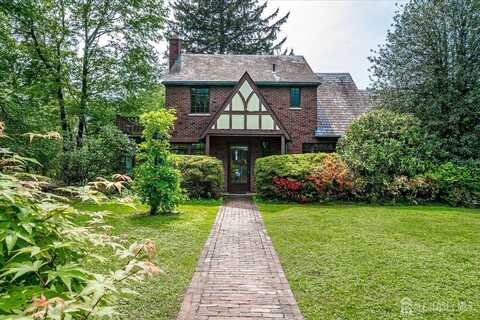 87 Linden Avenue, Metuchen, NJ 08840