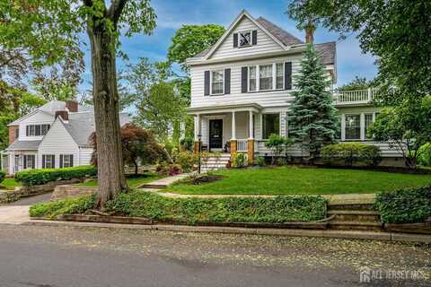 76 Spring Street, Metuchen, NJ 08840