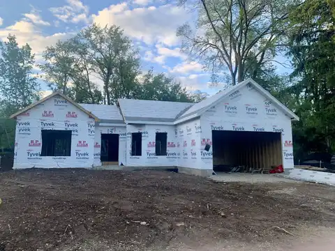 W3794 Beaver Dr, Lake Geneva, WI 53147