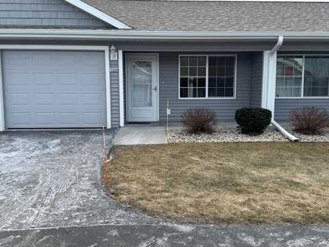 1329 S Wilson Ave, Hartford, WI 53027