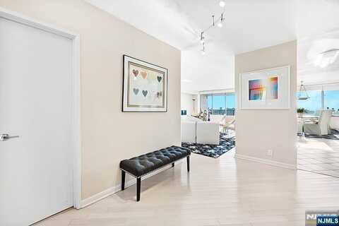 6 Horizon Road # 1801, Fort Lee, NJ 07024