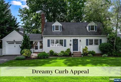 284 Glen Avenue, Glen Rock, NJ 07452