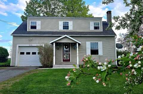 635 Elm Street, Derby, VT 05830
