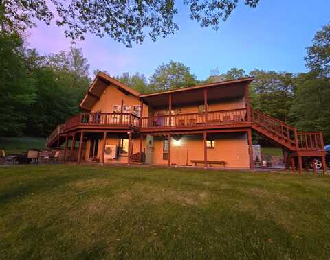 697 Hamilton Hollow Road, Sandgate, VT 05250