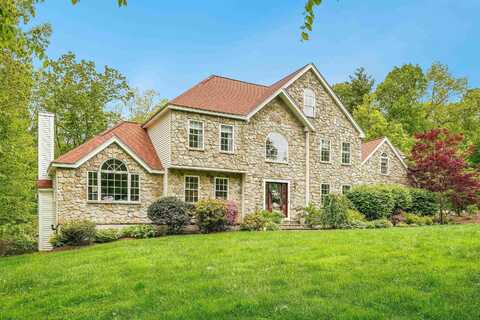 9 Victoria Lane, Hampstead, NH 03826