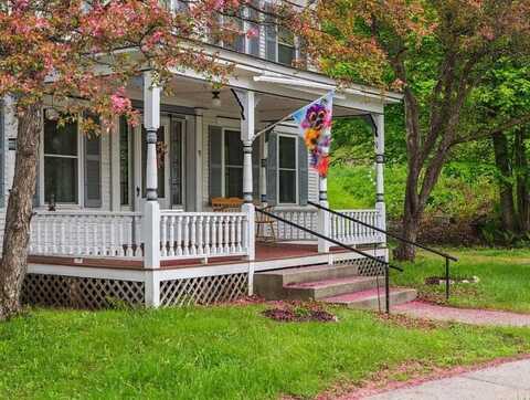 9 North Common, Chelsea, VT 05038
