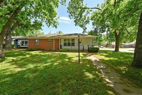 1604 E 55th Place, Tulsa, OK 74105