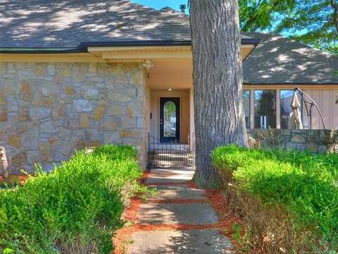 9022 E 40th Street, Tulsa, OK 74145